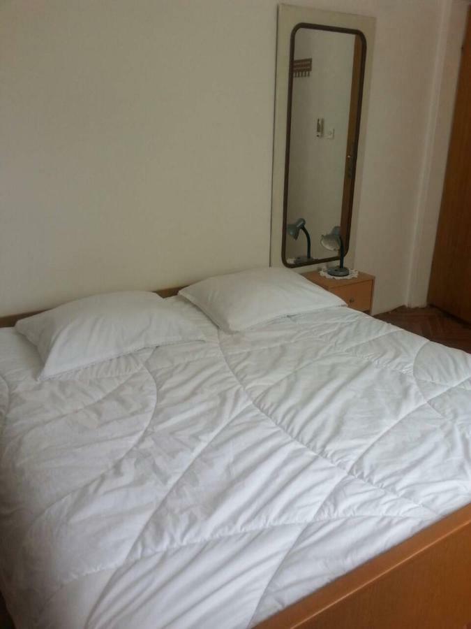 Family House Lise Apartamento Mlini Exterior foto